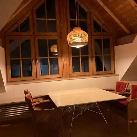Riedhart Apartment *